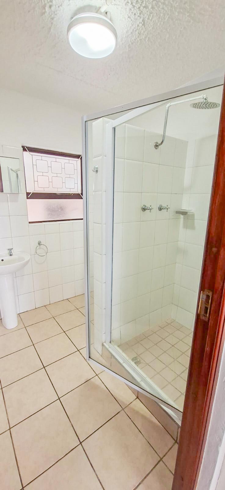 To Let 1 Bedroom Property for Rent in Gonubie Eastern Cape